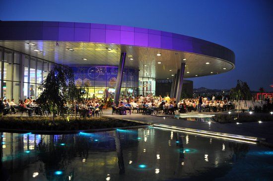 Pusat Membeli-belah Marmara Forum